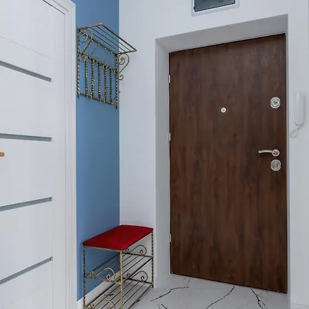 Starowislna Elegant With Air Conditioning Kazimierz Cracow By Renters Prestige شقة