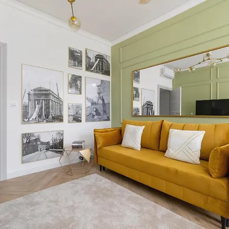 Starowislna Elegant With Air Conditioning Kazimierz Cracow By Renters Prestige شقة كراكوفيا