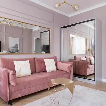 Starowislna Elegant With Air Conditioning Kazimierz Cracow By Renters Prestige *